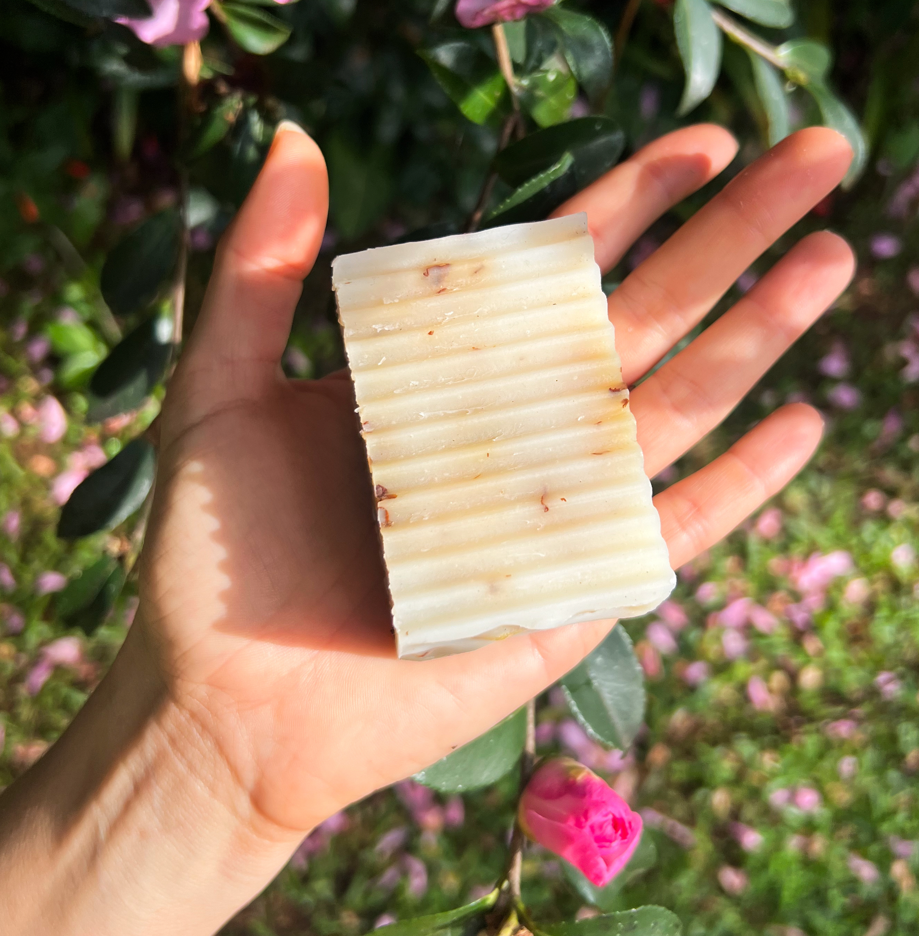 Rose Geranium & Juniper Berry Natural Botanical Soap - Peachie Collective
