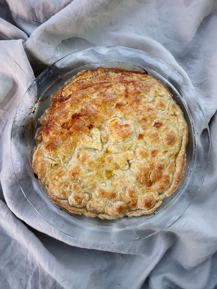 rustic-chicken-leek-pie-ingredients
