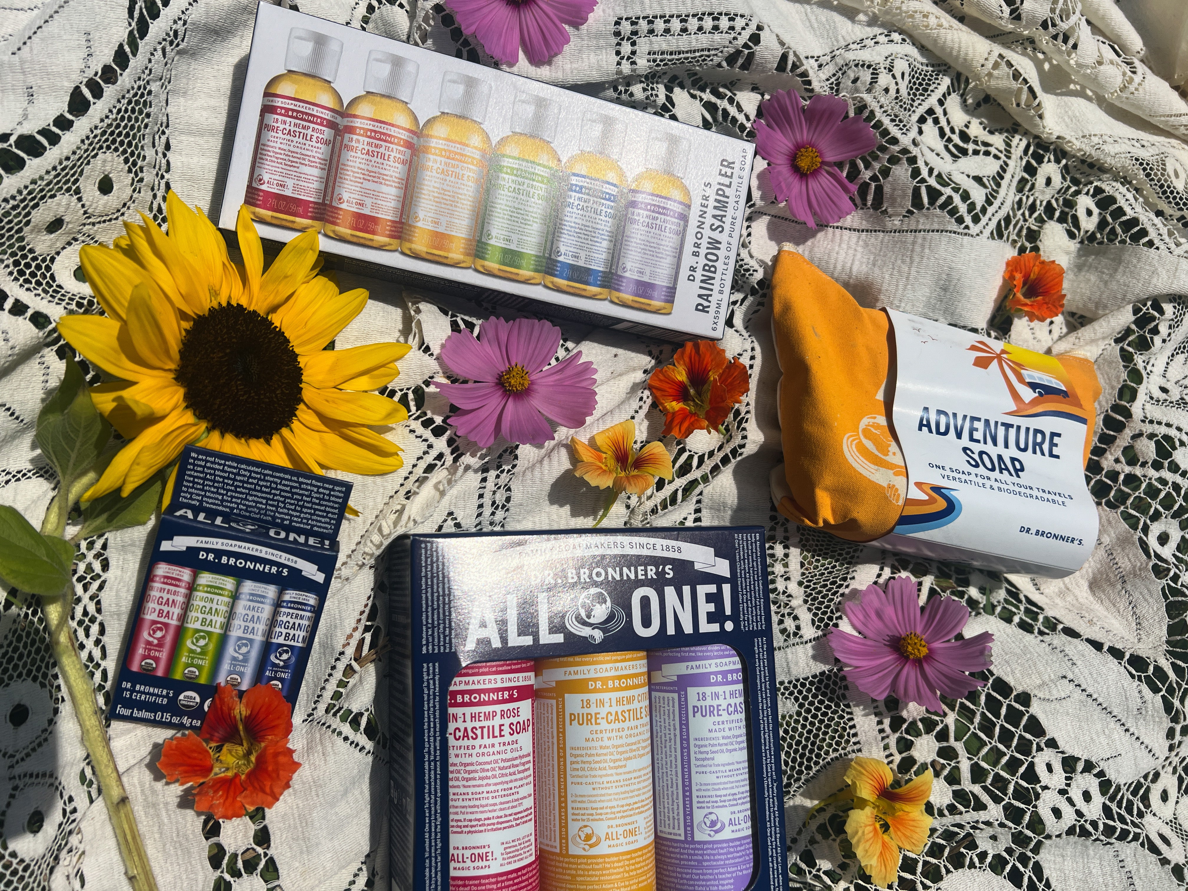 DR. BRONNERS Carnival Gift Pack