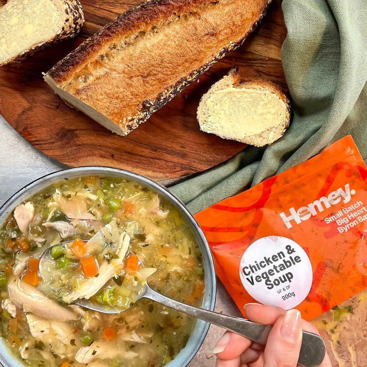 Chicken and Vegetable Soup 900g - HOMEY - Ready To Enjoy Meals (Serves 2)